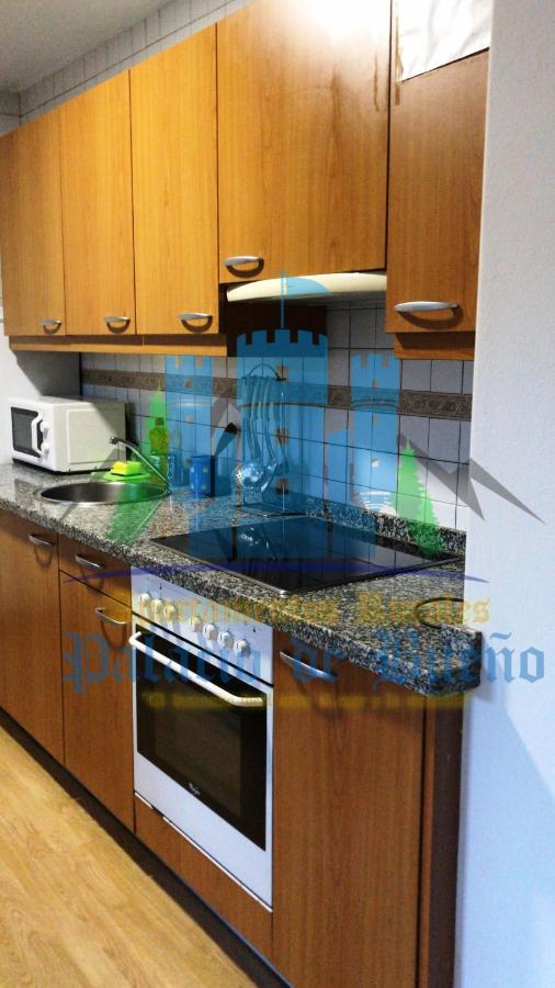 קולונגה Apartamentos Palacio Bueno מראה חיצוני תמונה