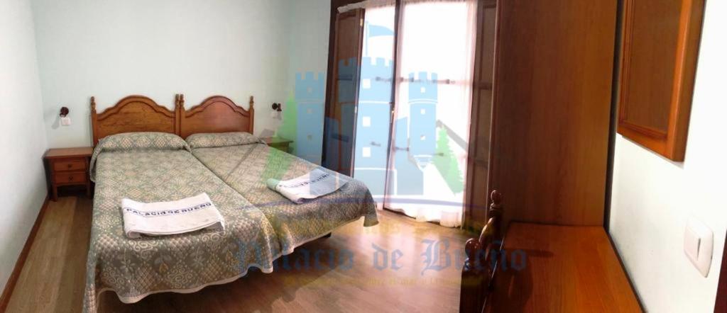 קולונגה Apartamentos Palacio Bueno מראה חיצוני תמונה